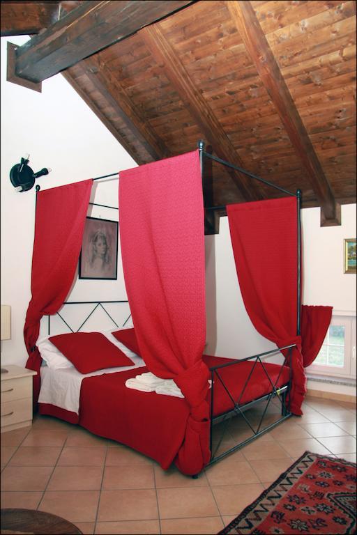 Villa Sassi Ac Alessandria Quarto foto