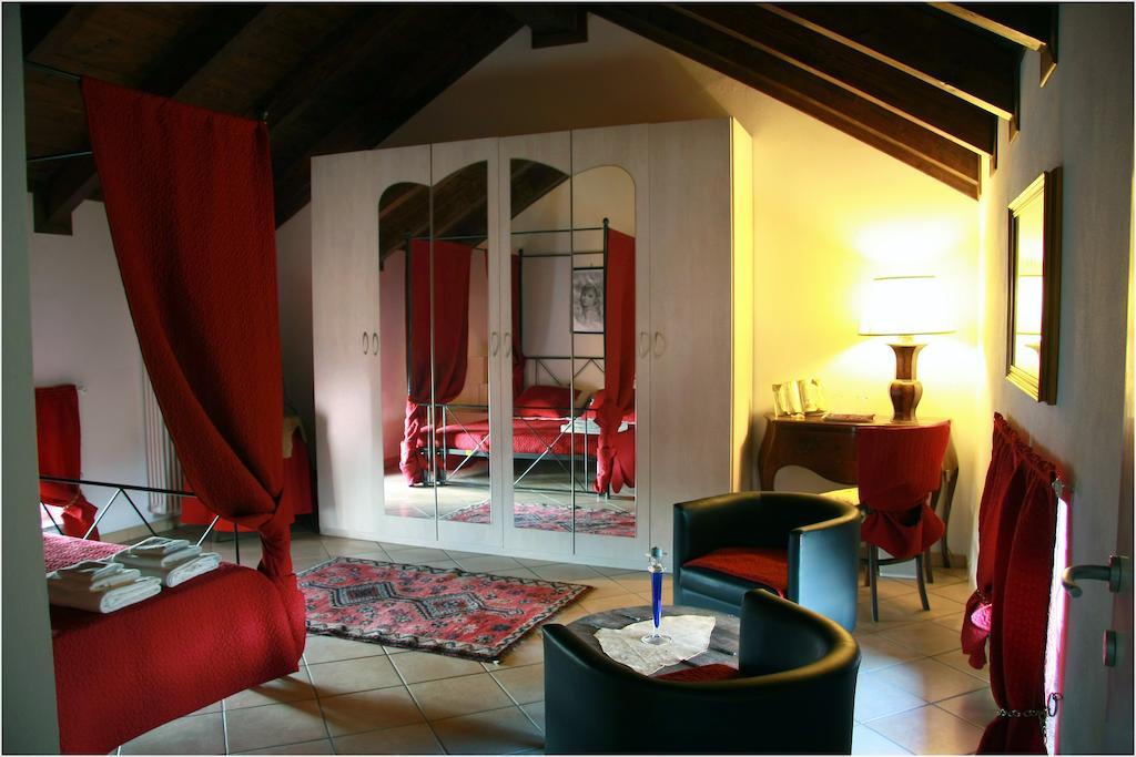 Villa Sassi Ac Alessandria Quarto foto